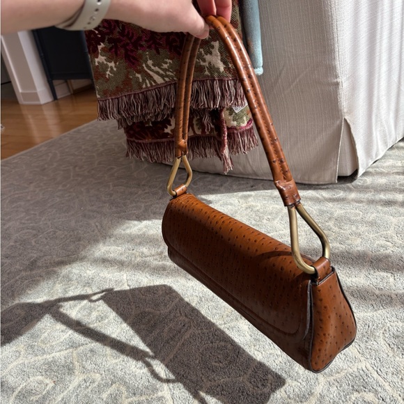 Brown Faux Ostrich Baguette Handbag Purse Clutch - Picture 4 of 5